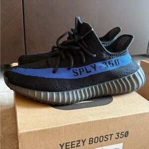 Yeezy Boost 350 V2